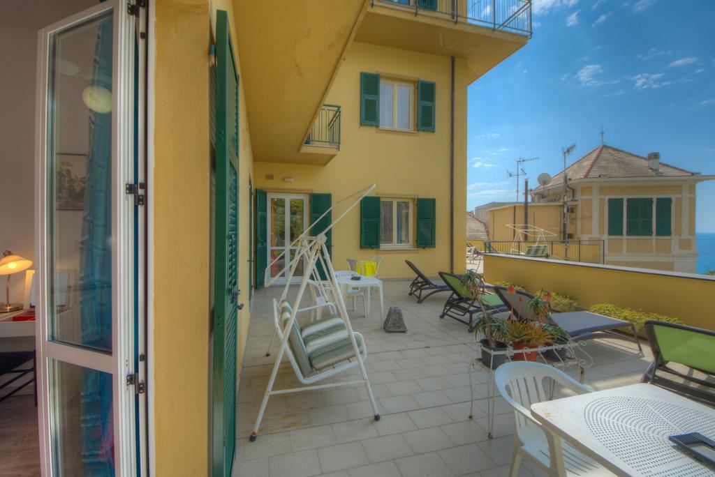 Hotel Deutsche Familien Finale Ligure Exterior foto